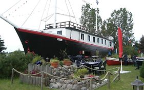 Hotelschiff Stinne
